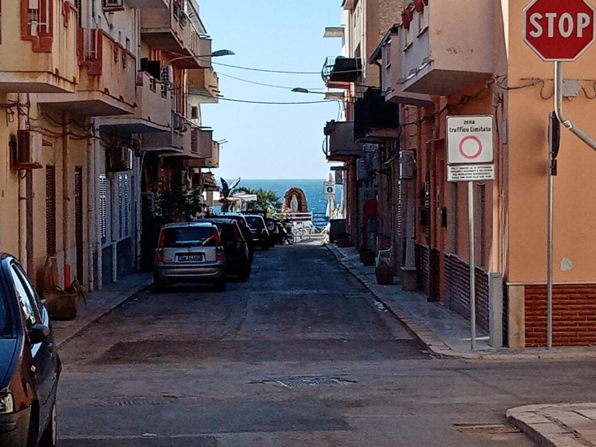 Вилла Casa Vacanze La Rosa Траппето Экстерьер фото